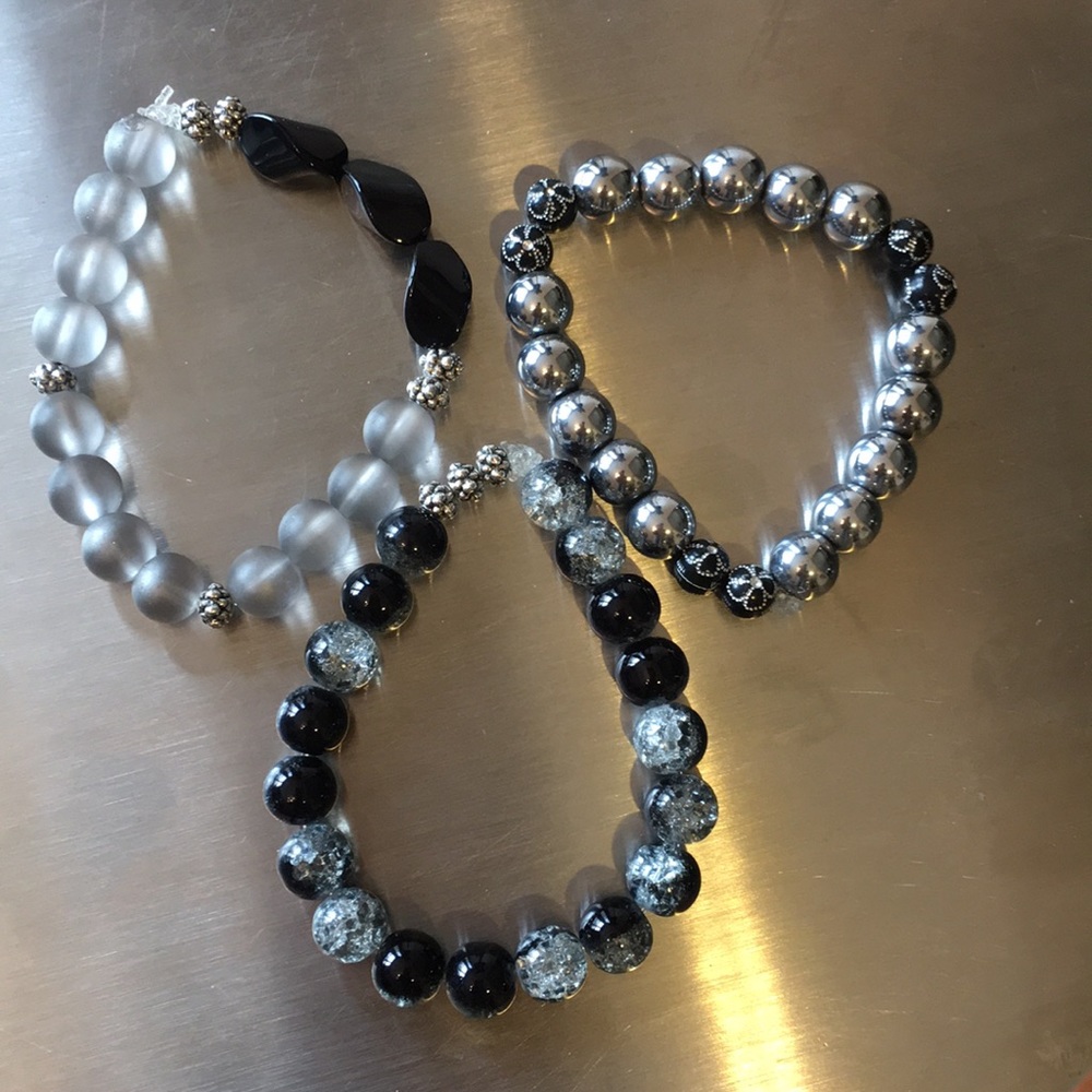 NEW BLACK/SILVER/CLEAR BEADED BRACELETS-A SET-3